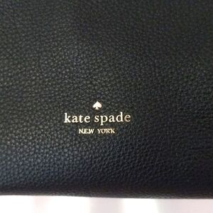 Kate Spade Leila, Cowhide Triple Compartment Shoulder Bag  Like New, Flawless!!!